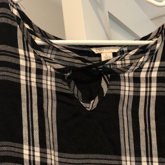 Black and White Stripe Shirt - Picture 4 of 7